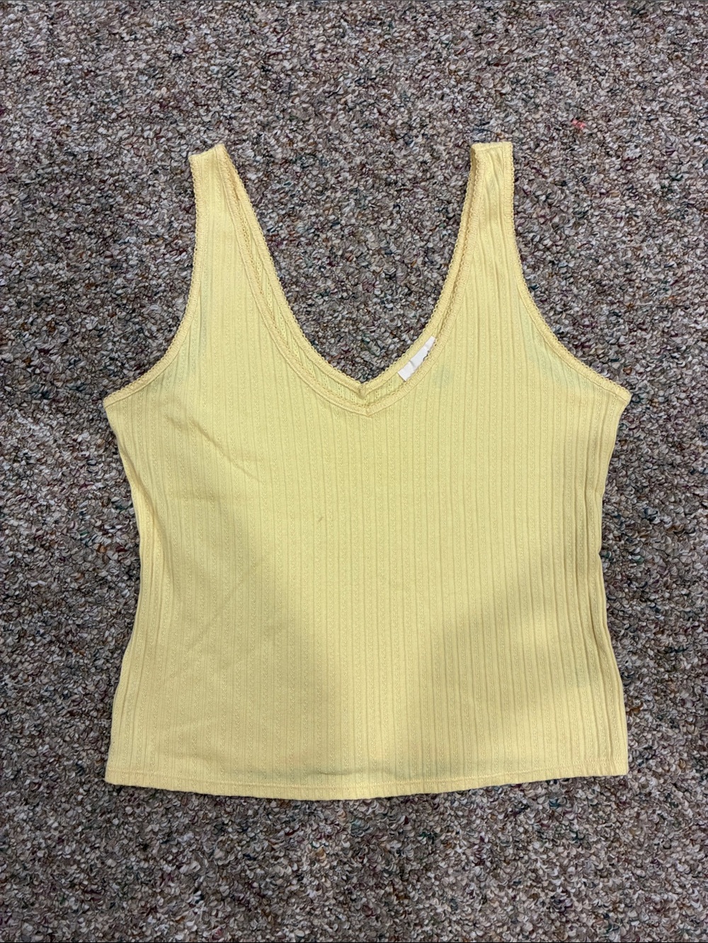 3/$10 Universal Thread Yellow Ribbed V-Neck Tank - Picture 1 of 4
